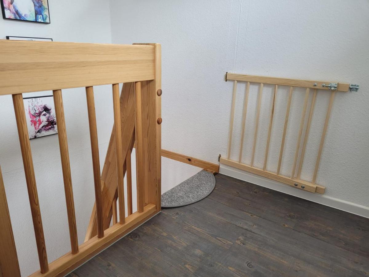 Готель 4 Sterne Dtv Floating House Kroslin Екстер'єр фото